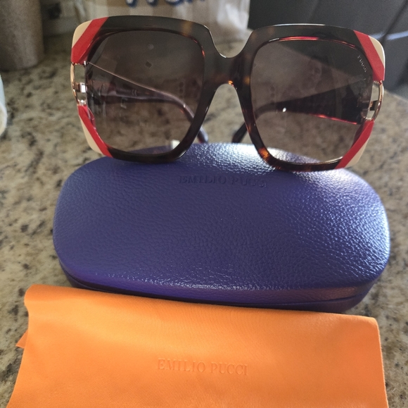 Emilio Pucci sunglasses - Picture 1 of 4